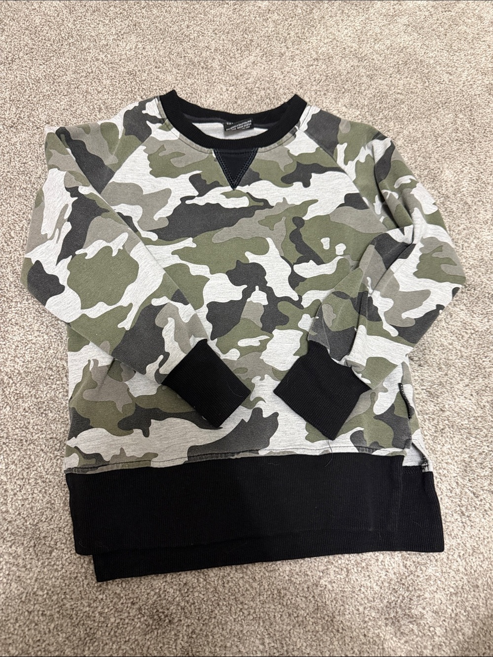Little Bipsy camo top 4-5